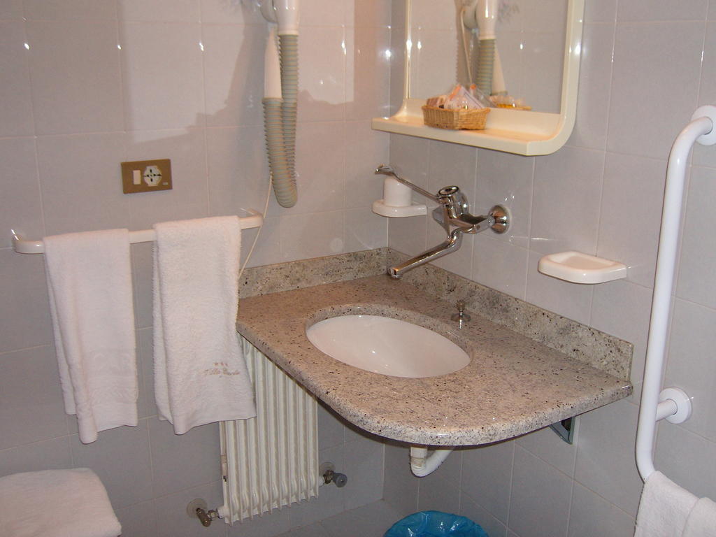 Hotel Villa Carla Grado Kamer foto